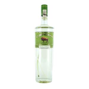 zubrowka-bison-grass-flavoured-vodka-2-6413255b966a5.jpg